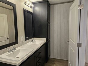 107 112th Square NE in Blaine, MN - Building Photo - Building Photo