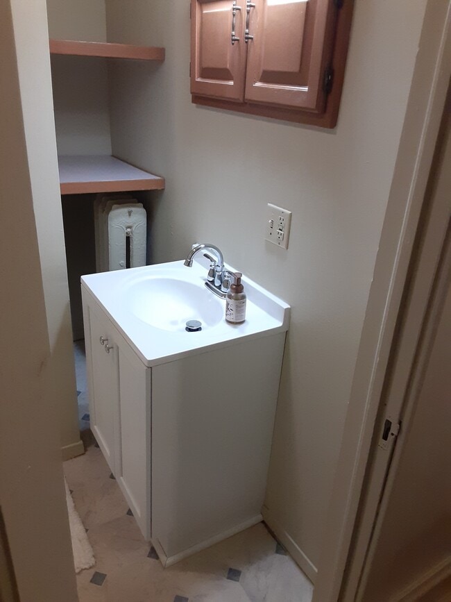 1801 Cumming Ave, Unit 1801 in Superior, WI - Building Photo - Building Photo