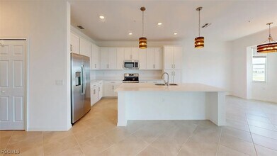 43989 Boardwalk Loop, Unit 2022 in Punta Gorda, FL - Building Photo - Building Photo
