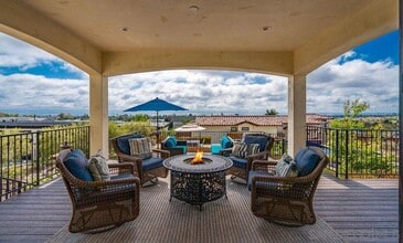 604 Camino De Orchidia in Encinitas, CA - Building Photo - Building Photo
