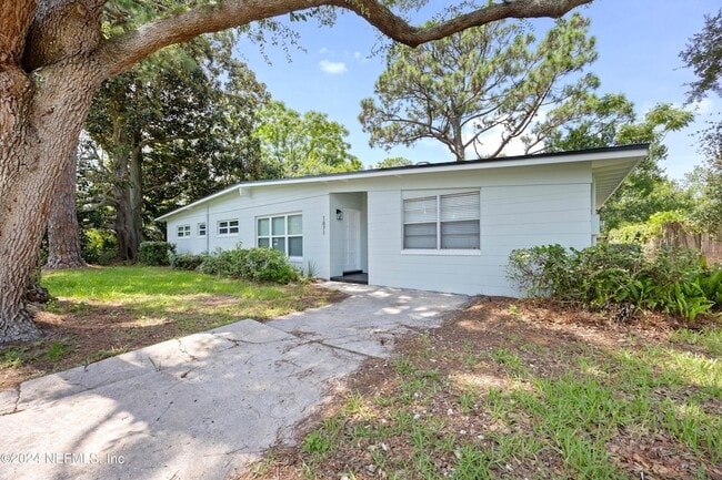 1871 Arden Way in Jacksonville Beach, FL - Building Photo - Building Photo