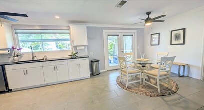 18686 Van Nuys Cir in Port Charlotte, FL - Building Photo - Building Photo