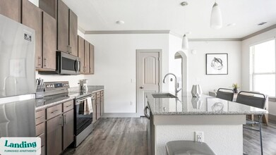 12500 Shadowglen Trce in Manor, TX - Building Photo - Building Photo