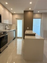 2430 NE 135th St in North Miami, FL - Building Photo - Building Photo