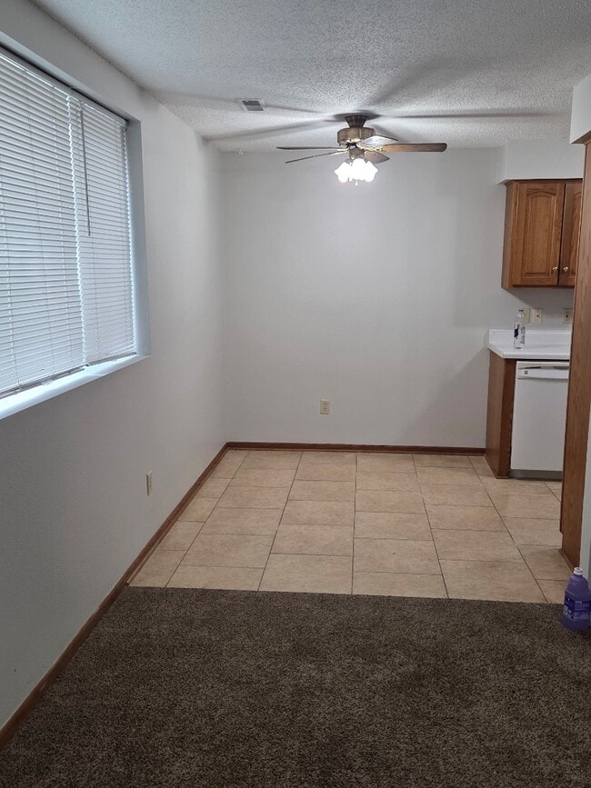 property at 315 N 1st St