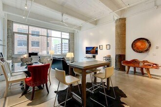 700 N Washington Ave in Minneapolis, MN - Foto de edificio - Building Photo