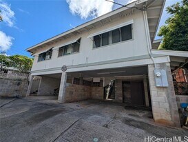 4310 Likini St in Honolulu, HI - Building Photo