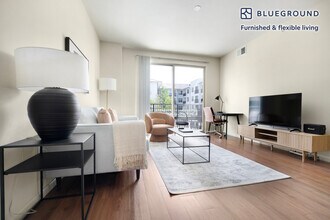 3100 Esperanza Crossing in Austin, TX - Building Photo - Building Photo