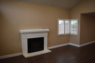 924 Christy Ct in Tracy, CA - Building Photo - Building Photo