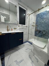 588 W Broadway in Cedarhurst, NY - Foto de edificio - Building Photo