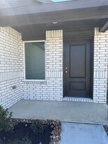 21311 Patton Hills Ln in Humble, TX - Building Photo