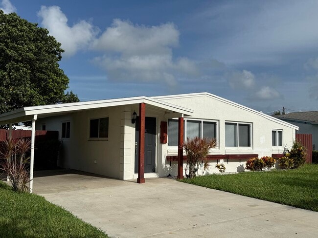property at 418 SW 14th Ave