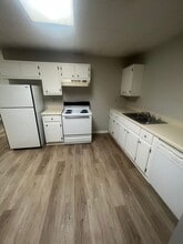 300 Broadway St in Martin, TN - Building Photo - Building Photo
