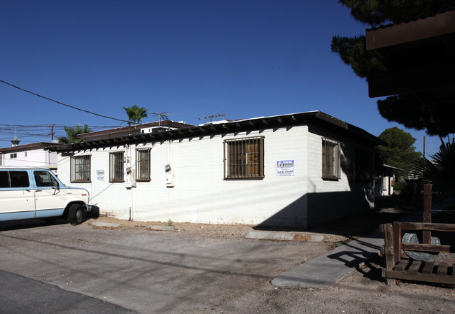 417 S 13th St in Las Vegas, NV - Building Photo - Building Photo