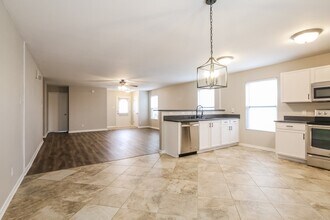 547 Reed Ct in Greenfield, IN - Building Photo - Building Photo