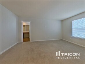 4822 Moccasin Ct in Douglasville, GA - Foto de edificio - Building Photo