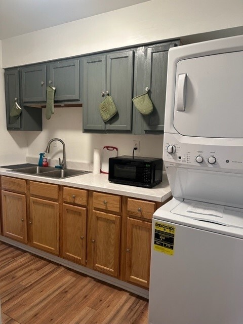 Oakwood Meadows Estates in Memphis, TN - Building Photo