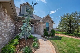 11616 NW 104th St in Yukon, OK - Building Photo - Building Photo