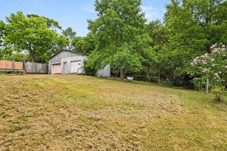 111 River Rd in Hendersonville, TN - Building Photo - Building Photo