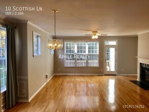 10 Scottish Ln in Durham, NC - Building Photo - Building Photo