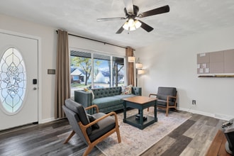 3333 Dresden St in Columbus, OH - Building Photo - Building Photo