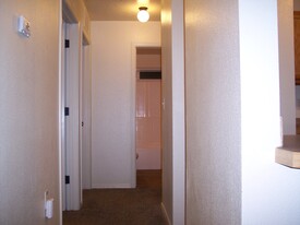 1031 W Pine Ave, Unit 3 in Meridian, ID - Foto de edificio - Building Photo