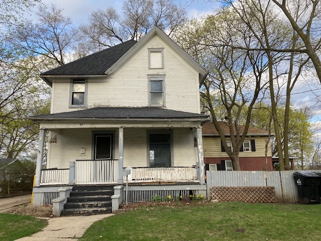 property at 911 6th St