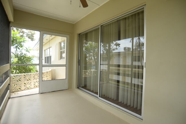 1018 Park Dr, Unit 2