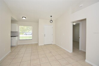 26 Forest Grove Dr in Palm Coast, FL - Foto de edificio - Building Photo