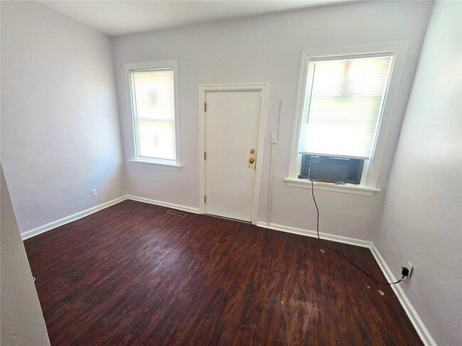 219 N High St in Belleville, IL - Building Photo - Building Photo