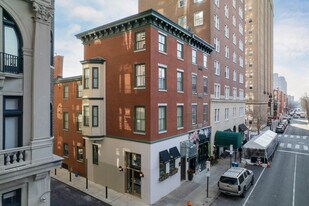 265 S 19th St in Philadelphia, PA - Building Photo