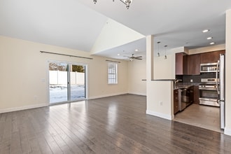 70 Endicott St in Norwood, MA - Building Photo - Building Photo