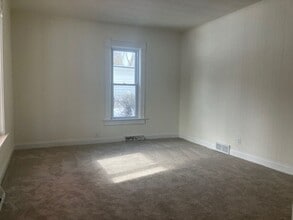 512 Tower St in Burlington, WI - Building Photo - Building Photo