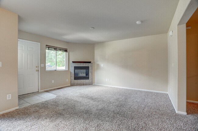 1601 Great Western Dr in Longmont, CO - Building Photo - Building Photo