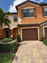 20365 Lagente Cir in Venice, FL - Building Photo