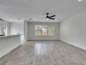 4835 County Rd 380 in Rosharon, TX - Building Photo - Building Photo