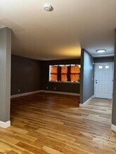 93 Kensington Dr in Piscataway, NJ - Building Photo - Building Photo