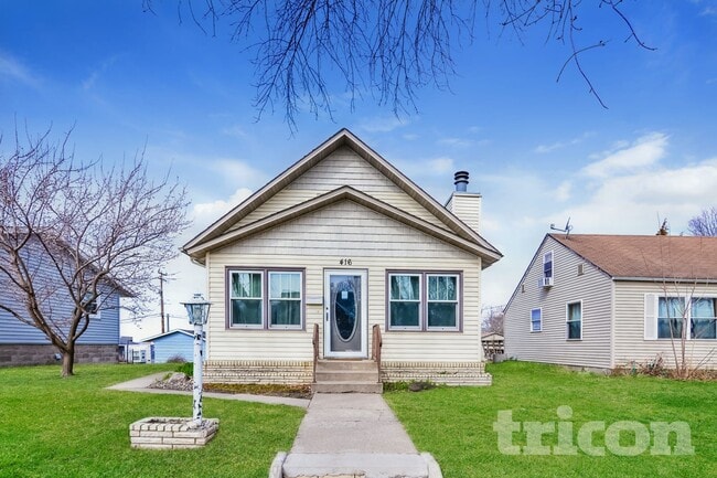 property at 416 S Olive St