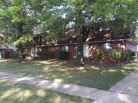 3122-3128 Cumberland Dr Apartments