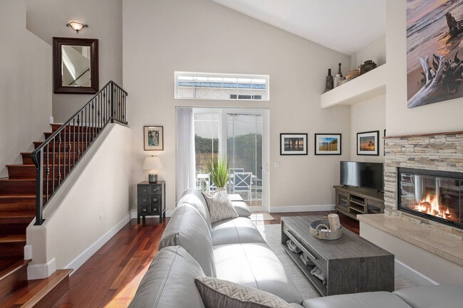 7211 Eads Ave in San Diego, CA - Building Photo - Building Photo