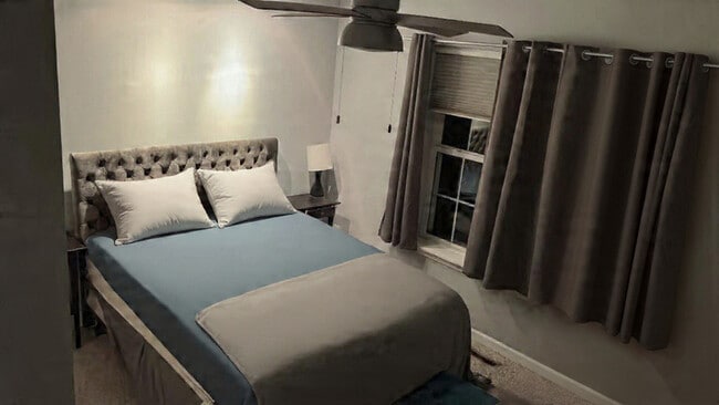 property at 5220 Holly Ln N