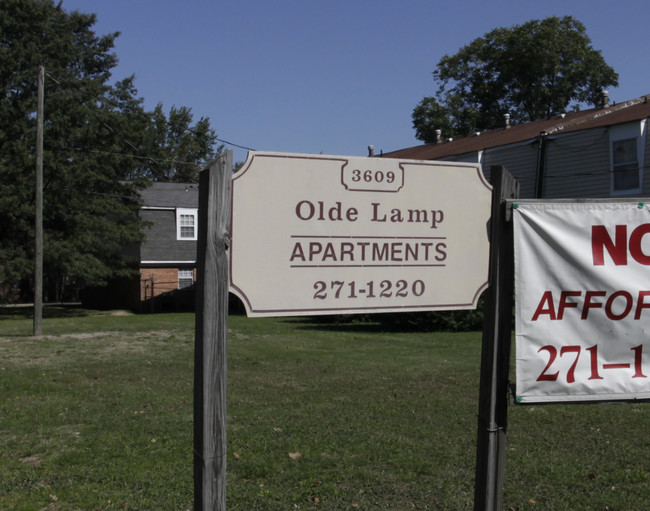 Olde Lamp Apartments in Richmond, VA - Building Photo - Building Photo