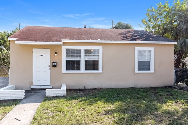 property at 4610 Pinewood Ave
