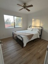 1003 Vía Unidos in Fallbrook, CA - Building Photo