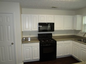134 Holly Mill Village Dr in Canton, GA - Building Photo - Building Photo