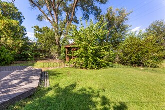 2532 N Amidon Ave in Wichita, KS - Building Photo - Building Photo
