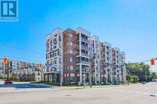 125 Canon Jackson Dr in Toronto, ON - Building Photo