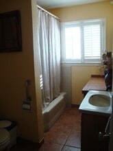 28 Grove St in Salinas, CA - Building Photo - Building Photo