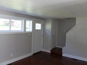 138 Delaney Dr in Pittsburgh, PA - Building Photo - Building Photo