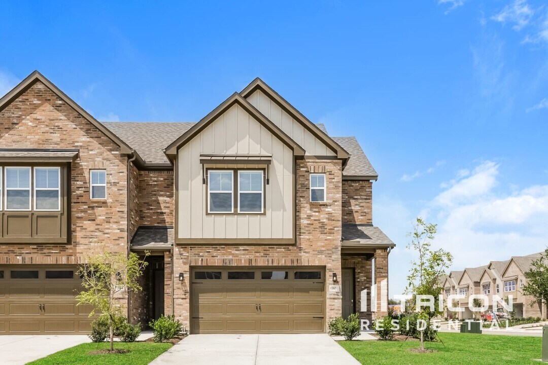 3047 Jasper Trl in Garland, TX - Foto de edificio